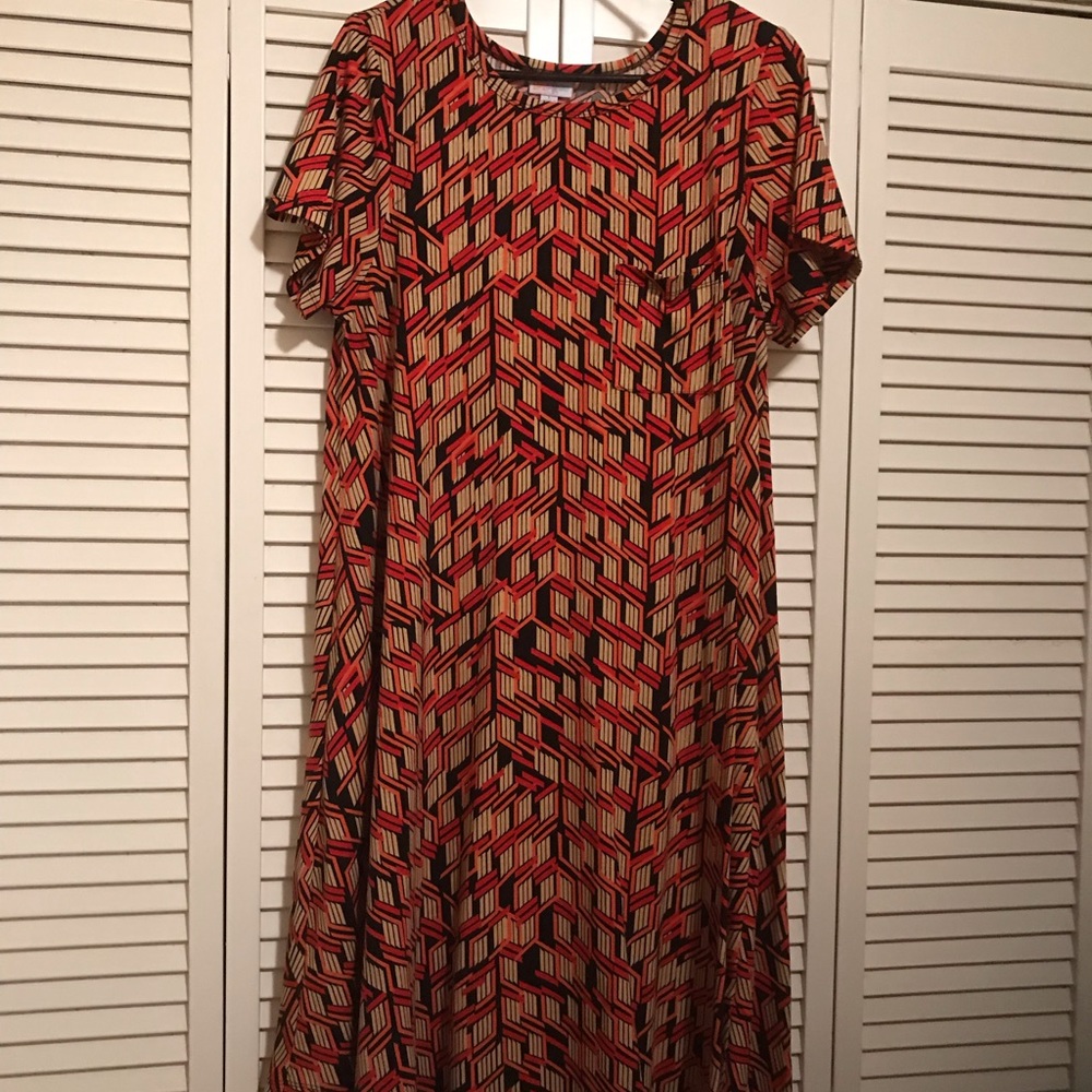 LuLaRoe Carly